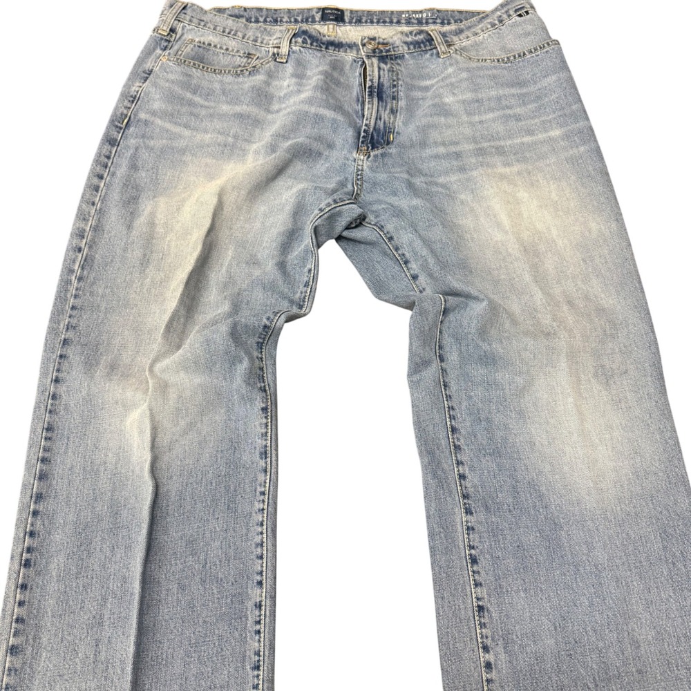 Nautica Relaxed Fit Jeans Mens 40x30 Light Wash Cotton Denim Straight Leg Pants